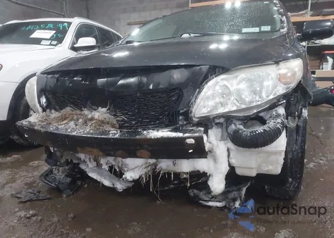 2010 Toyota Corolla Le z USA, uszkodzony, nr VIN JTDBU4EEXAJ081609